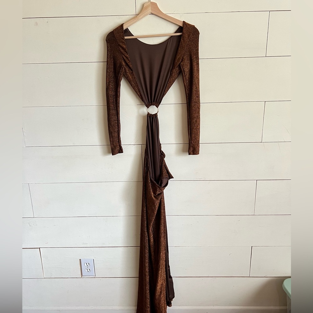 MESHKI Christina Brown Gold Backless Long Sleeve Maxi Wrap Dress| Blogge… - Picture 7 of 10